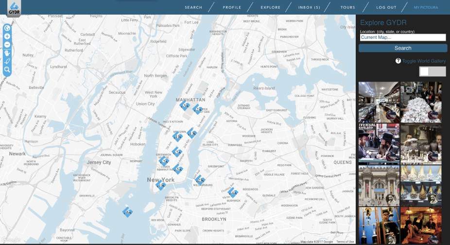 Interactive map of New York City with tour markers and a thumbnail gallery panel